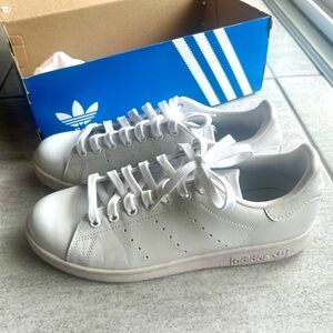 Adidas Stan Smith All White Women’s Sneakers